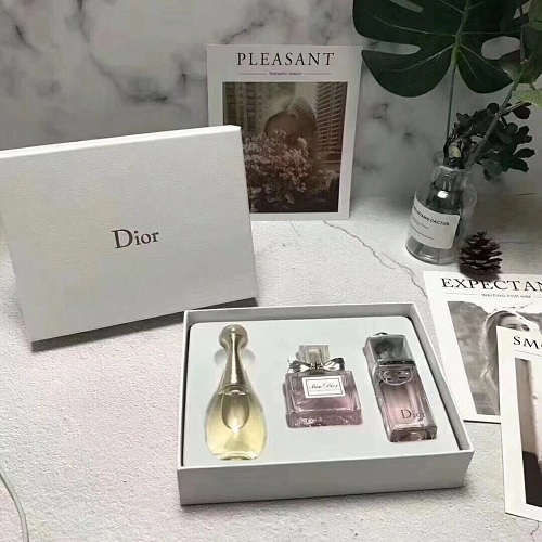 Dior Set for Women With 3x30ml (Spray Button)